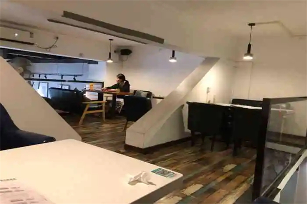 曼尼屋餐吧加盟