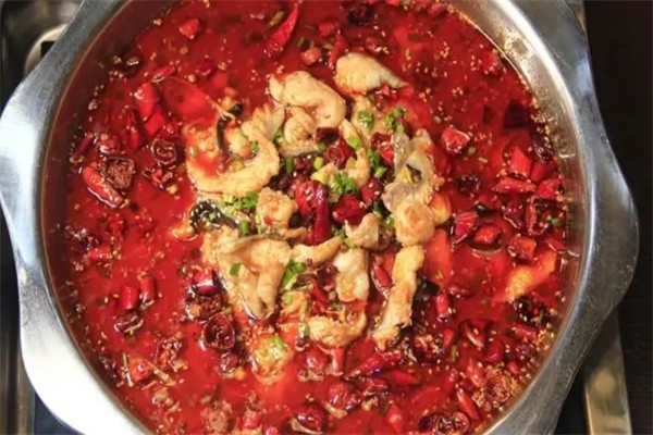 红油鱼火锅