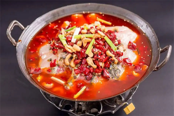 红油鱼火锅
