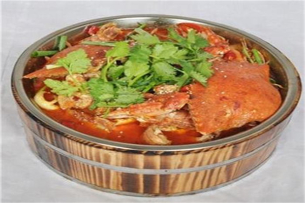 品飞翔黄焖仔排饭加盟