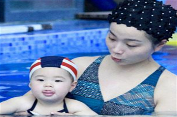 波比童话婴幼儿水育