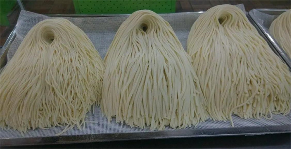 重庆鲜面条