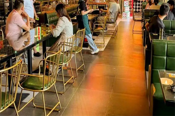 唔咁心冰室餐厅加盟