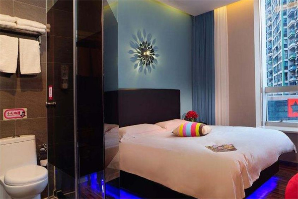 M HOTEL