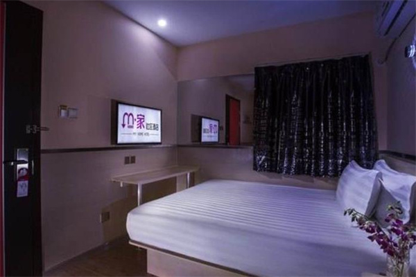 M HOTEL