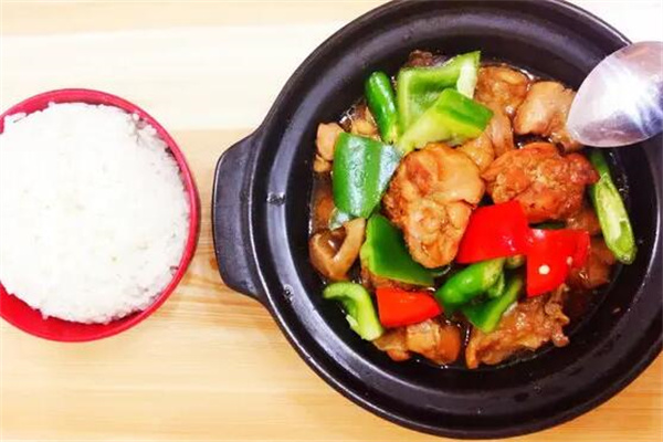 赣味基黄焖鸡米饭加盟