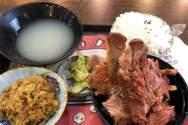 德宝骨头饭