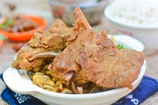塔可排骨米饭