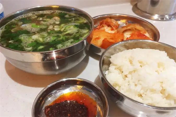 春满人间汤饭
