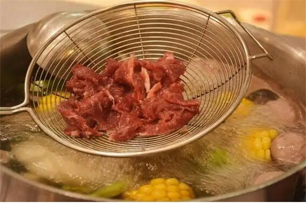 东记牛肉火锅