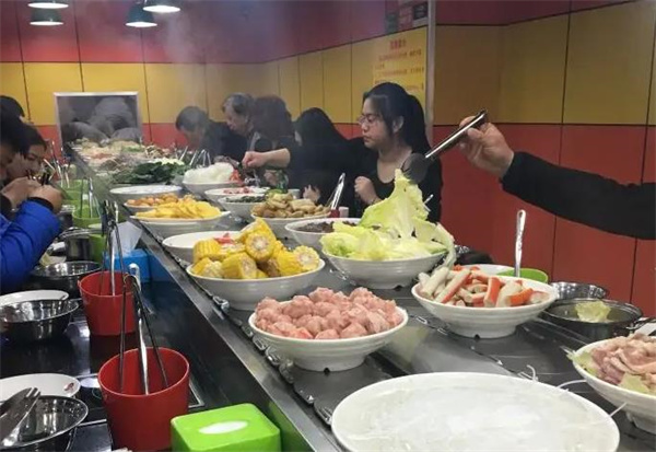 孔先生旋转小火锅