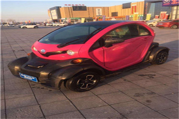 微米四轮电动车