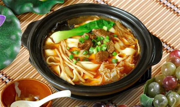 独一处砂锅面