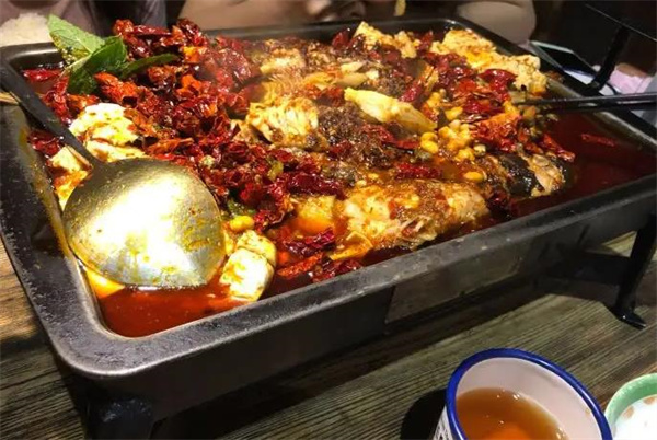 抱小鲜烤鱼