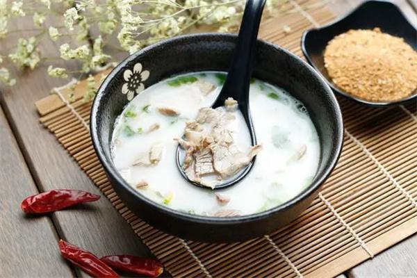 三義春周记羊肉汤加盟