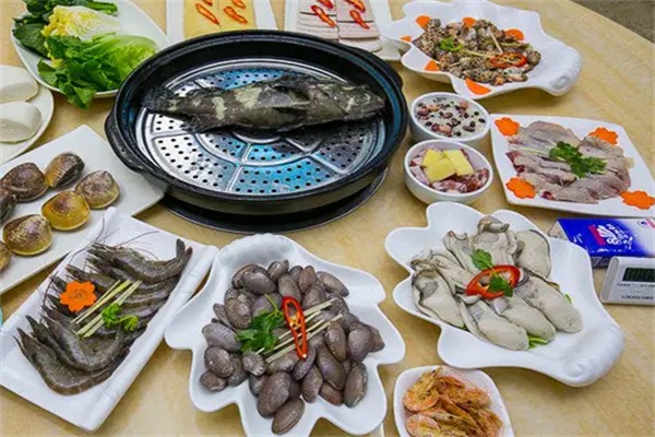 古堡原味海鲜火锅加盟
