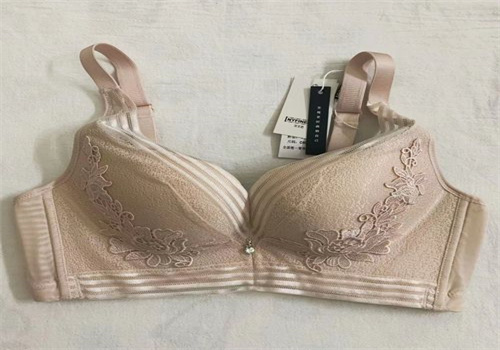女王范内衣