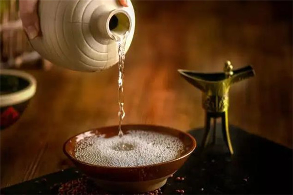 蕥茚酒业