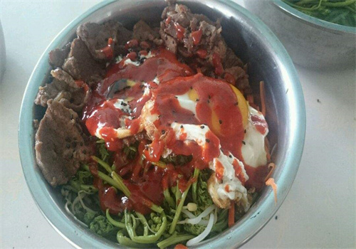 琪琪烤肉拌饭