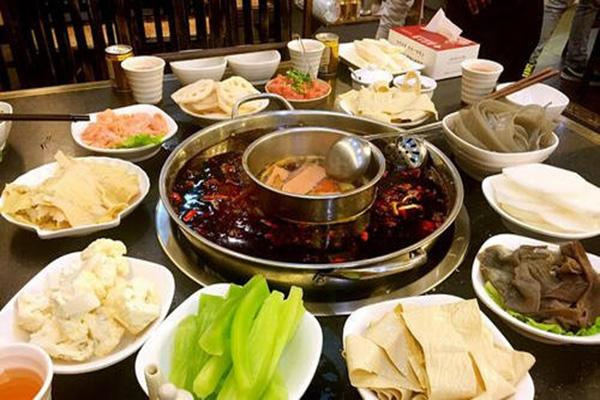 御兴阁羊蝎子涮羊肉火锅