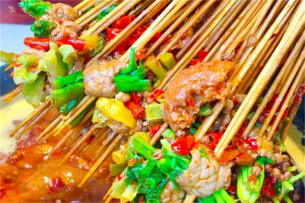 陈记幺哥串串香加盟
