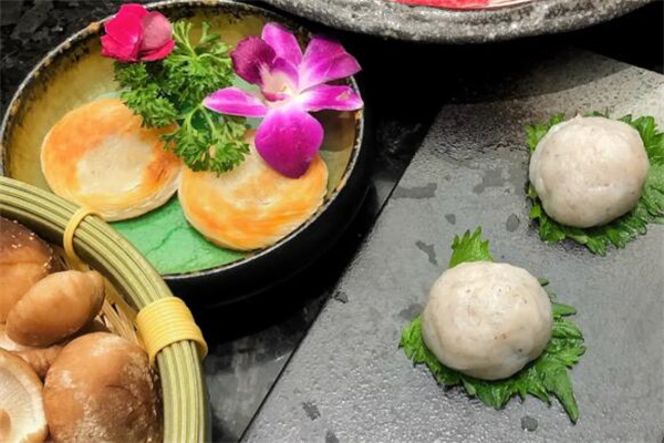 圆妞妞锅物料理厨房火锅