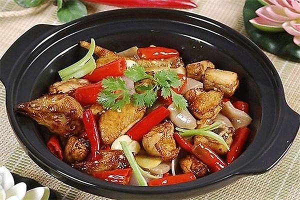 白家味特色菜馆