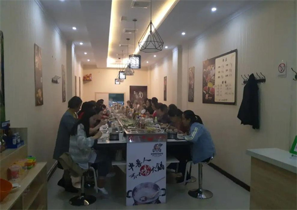 半兽人旋转小火锅