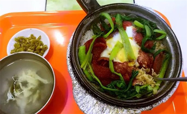 台北小栈煲仔饭
