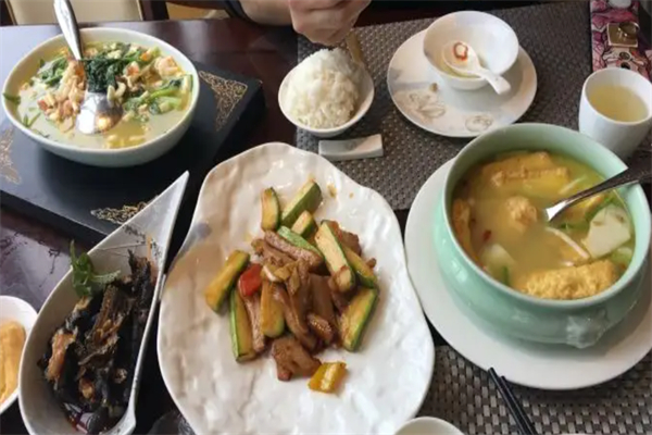 爱的奉献中餐