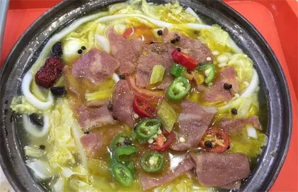 溜溜酸汤锅