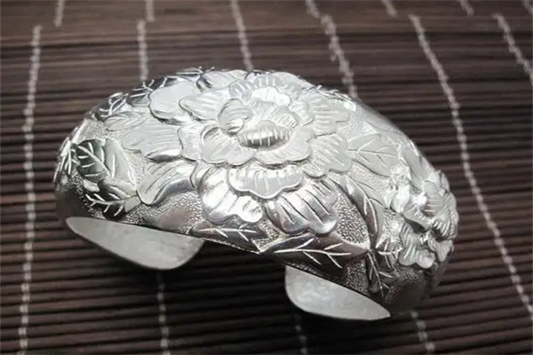 秦宝银加盟