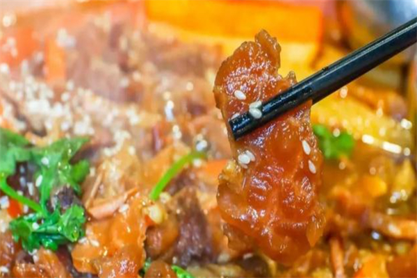 八家肉筋刘中餐