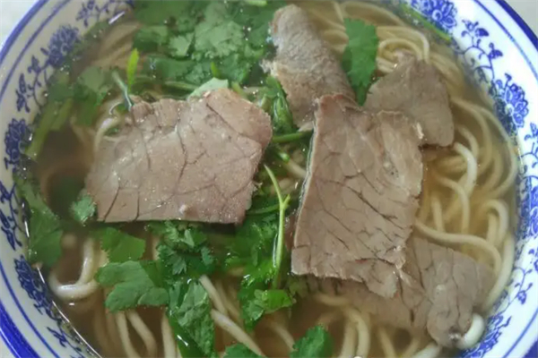 赫赫牛肉拉面