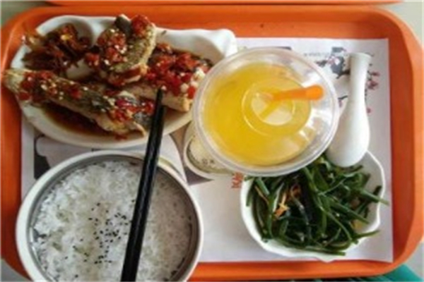 巴音阿古拉