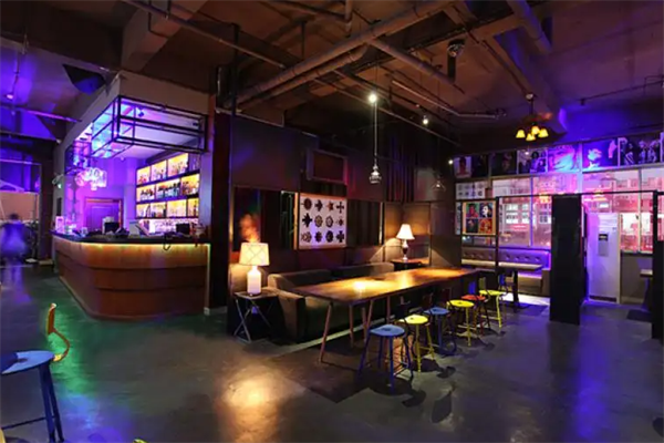 青年酒吧YOUTH CLUB
