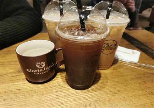 Gloria Jeans Coffees 高乐雅咖啡