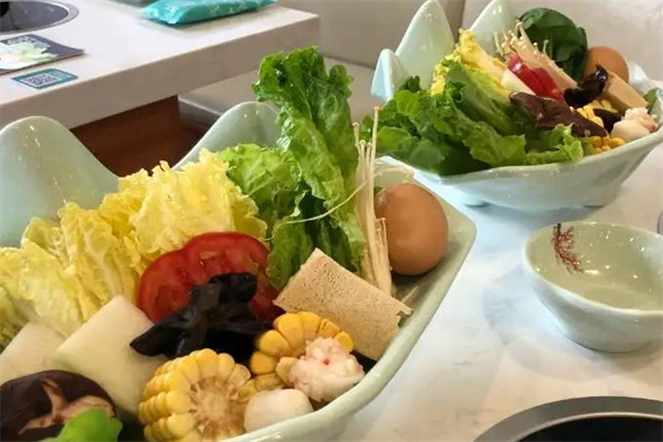 云露渔品火锅加盟