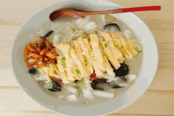 小草帽豆腐汤年糕