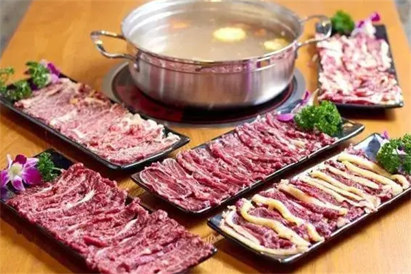 雲山牛王牛肉养生火锅