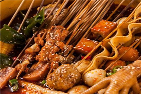 辣风彩鲜牛肉串串