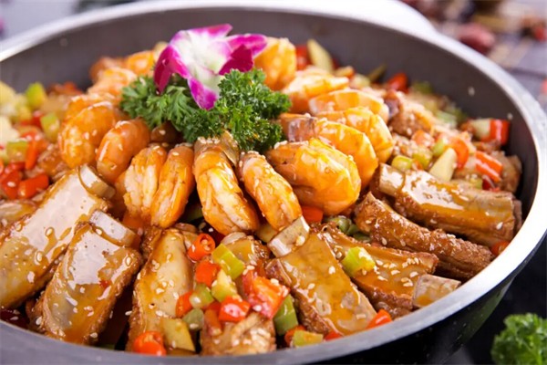 虾虾乐火锅