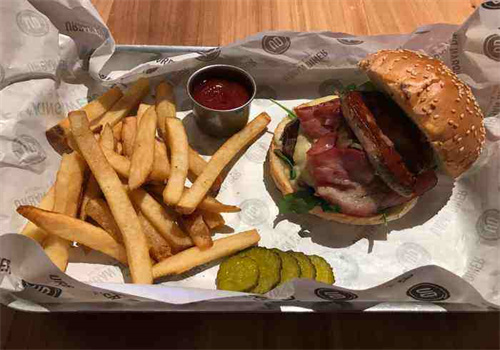 UD BurgerGrill新美式餐厅