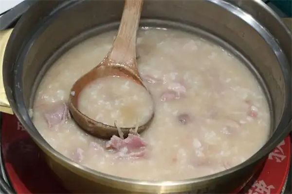 强叔现切猪杂粥
