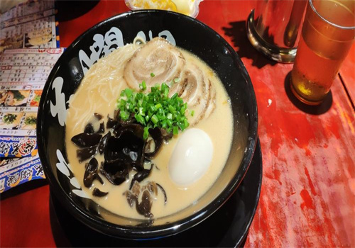 大和樱花烂漫豚骨拉麺