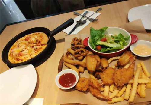 PIZZAHUT西餐