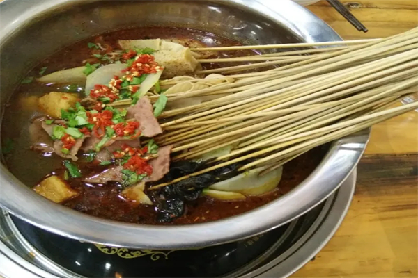 小伍月冷锅串串加盟