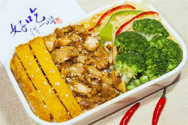BLeu脆皮鸡饭加盟