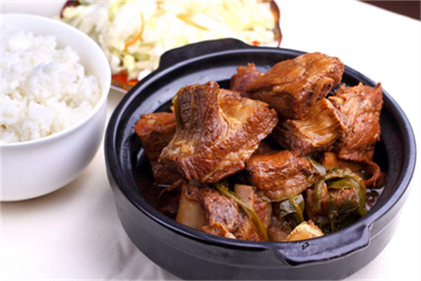 魔骨百味香排骨饭