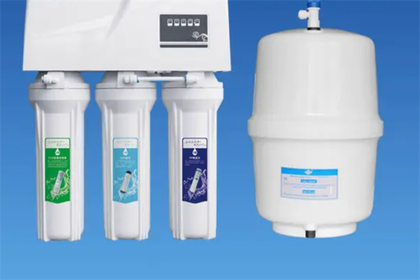 奥淇净水器